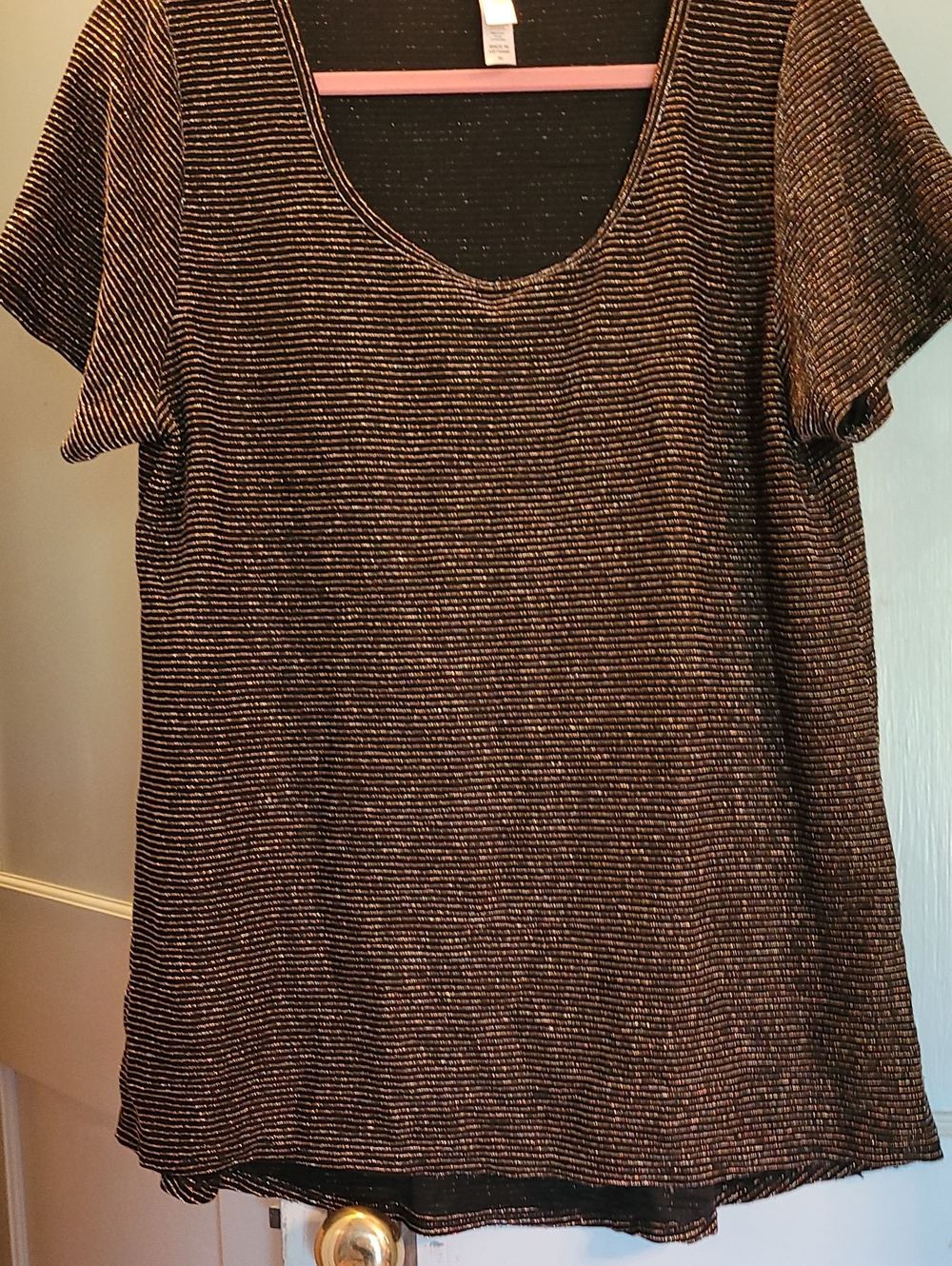 LuLaRoe Black Top with Gold Threading Scoop Neck Short Sleeve